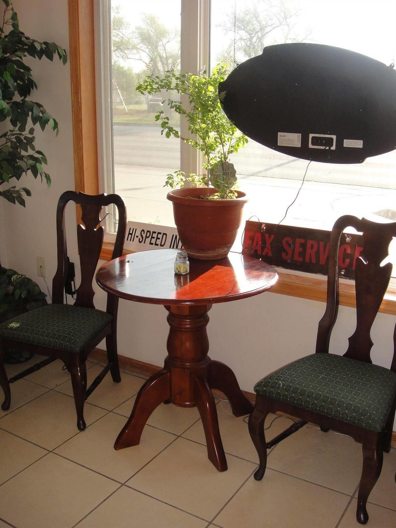Trails West Motel South Hutchinson Eksteriør bilde